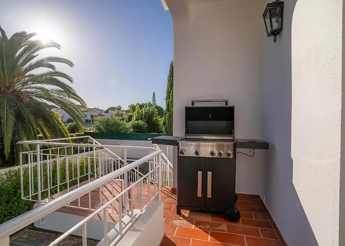 Luxurious Villa - Pool, Hot Tub, Cinema And Golf