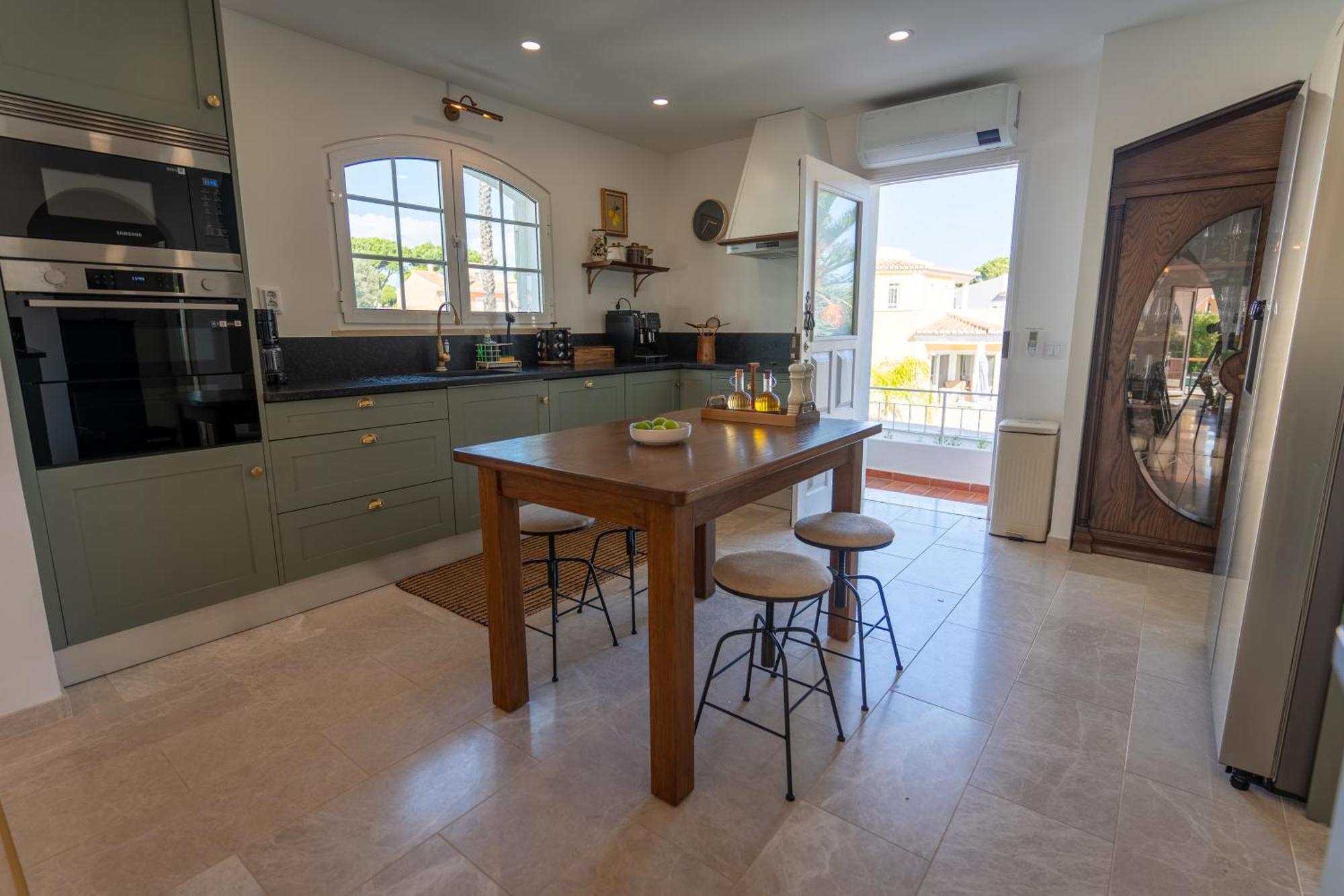 Villa Luxurious - Pool, Hot Tub, Cinema And Golf