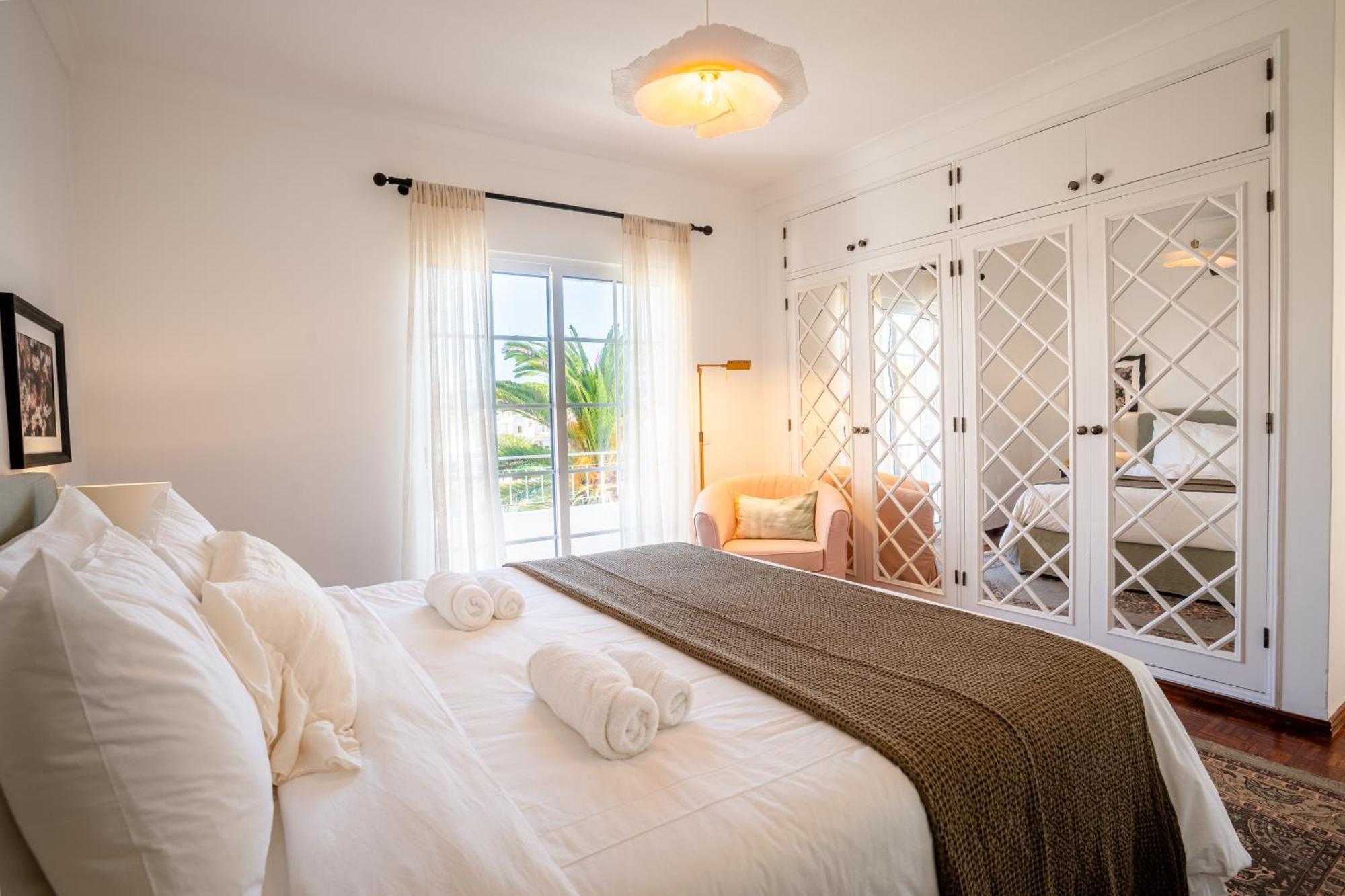 Luxurious - Pool, Hot Tub, Cinema And Golf Villa