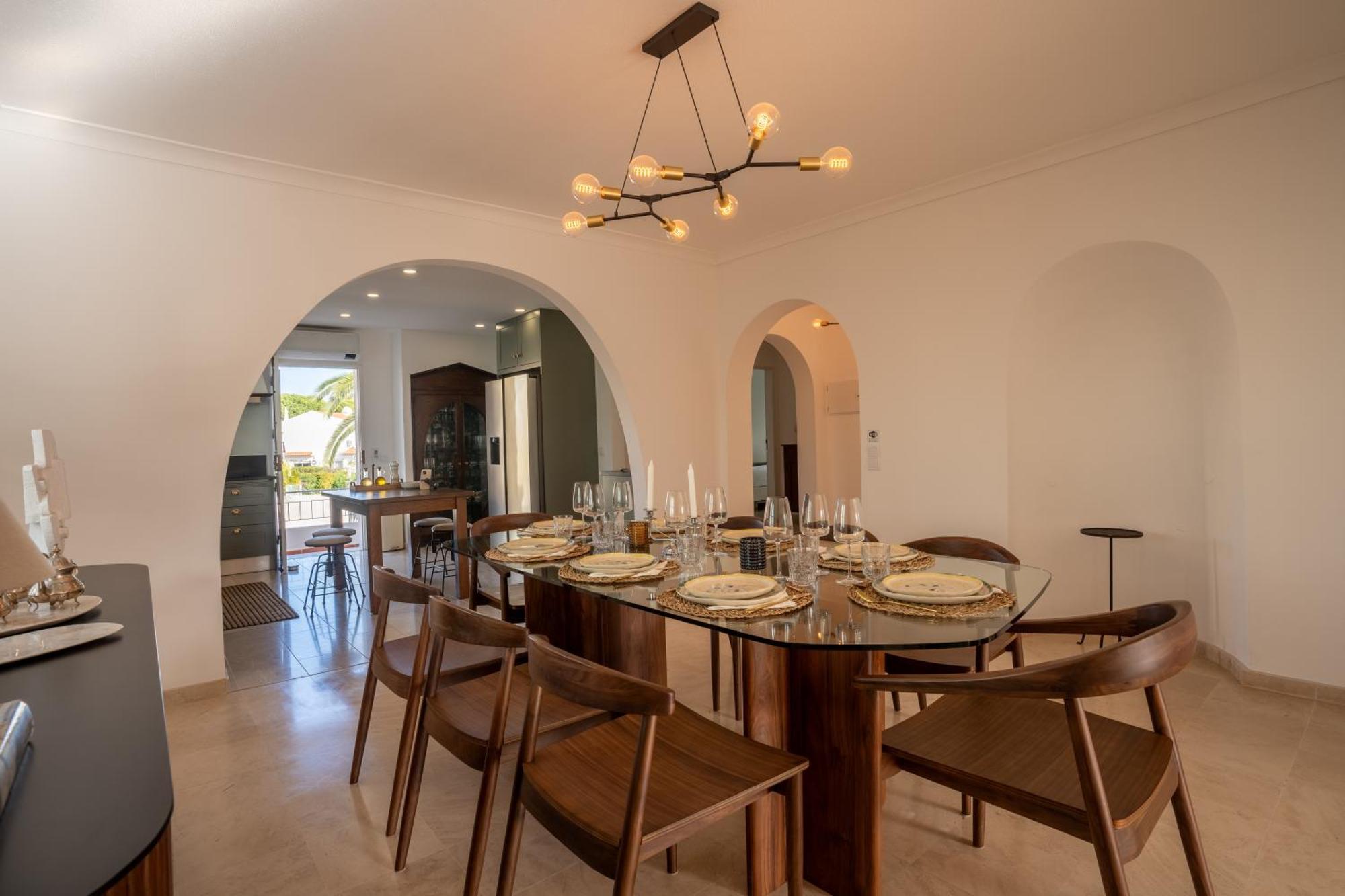 Luxurious - Pool, Hot Tub, Cinema And Golf